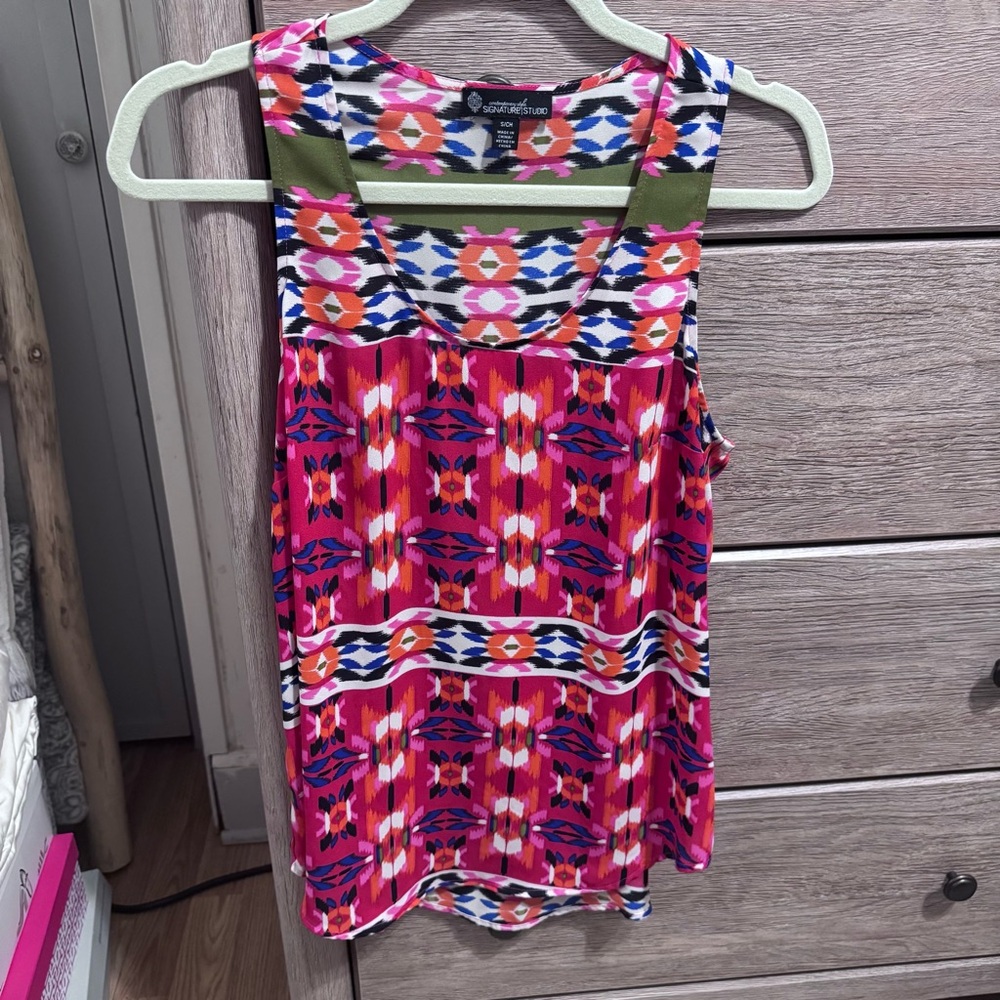 Signature Studio Vibrant Pink and Green Tank Top